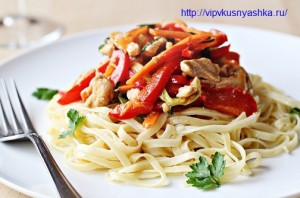 лапша с курицей
