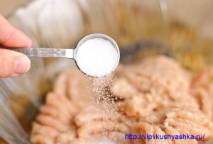 Куриные котлеты с сыром