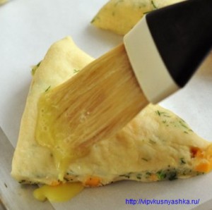 Сдобные булочки с сыром и укропом