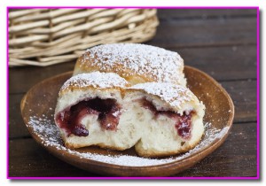 Булочки с повидлом